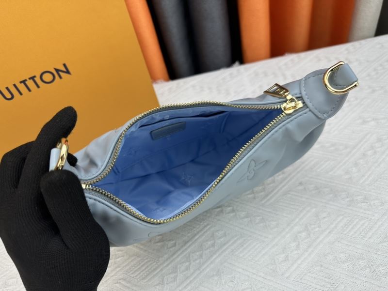 Louis Vuitton Hobo Bags